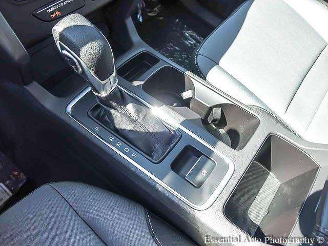 Ford Escape 2017 photo 18